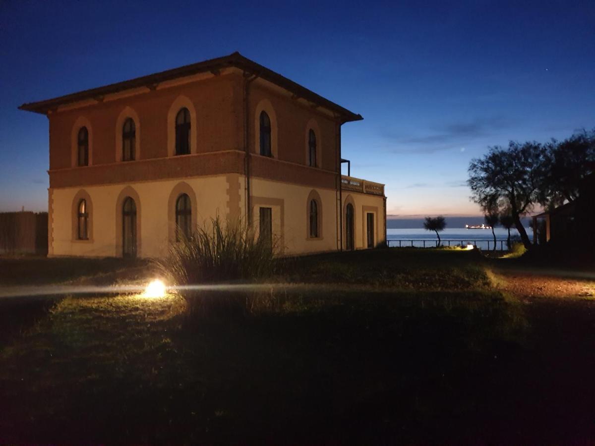 Cala Dei Mori Aparthotel Livorno Kültér fotó