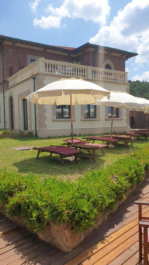 Cala Dei Mori Aparthotel Livorno Kültér fotó