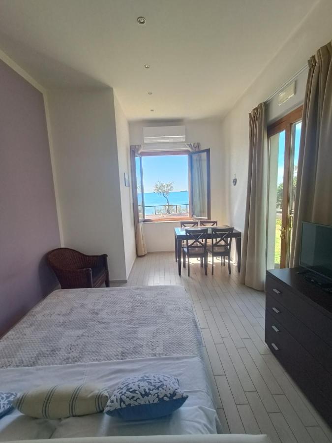 Cala Dei Mori Aparthotel Livorno Kültér fotó