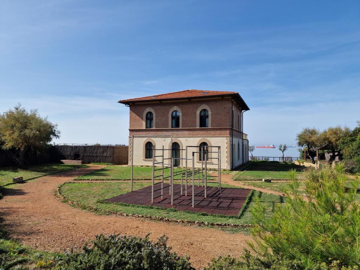 Cala Dei Mori Aparthotel Livorno Kültér fotó
