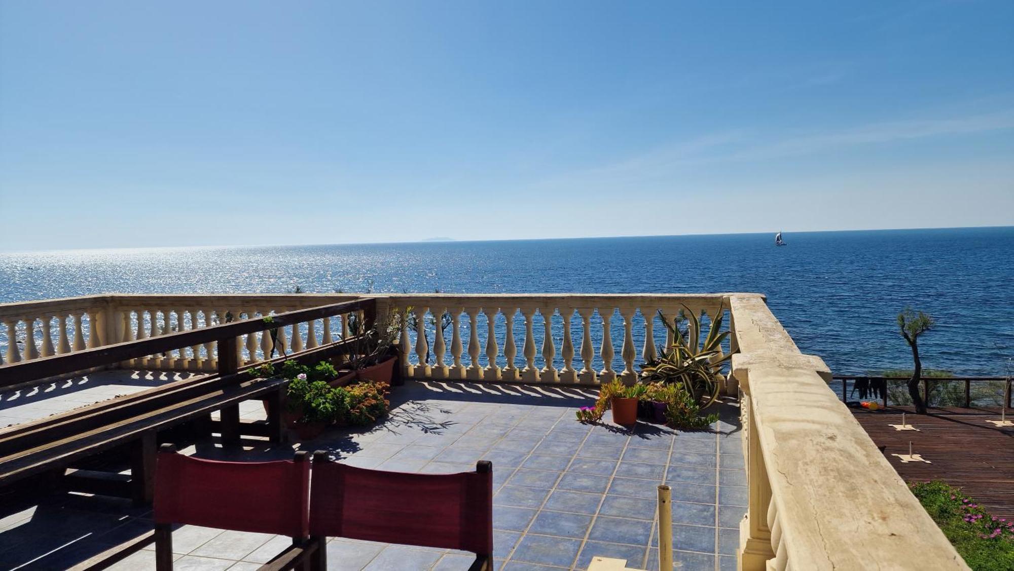 Cala Dei Mori Aparthotel Livorno Kültér fotó